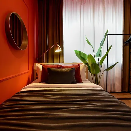 Elegant Studios On Magheru Boulevard - The Art Of Living Simply Bucharest Room photo