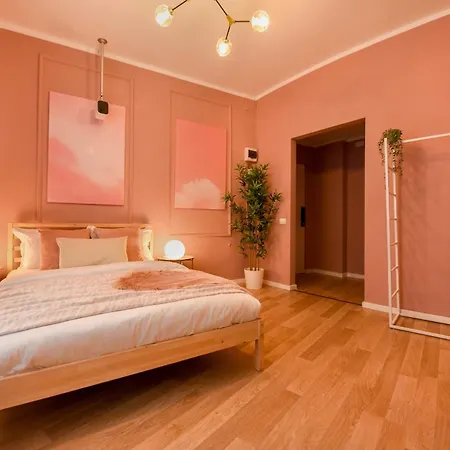 Elegant Studios On Magheru Boulevard - The Art Of Living Simply Bucharest Exterior photo