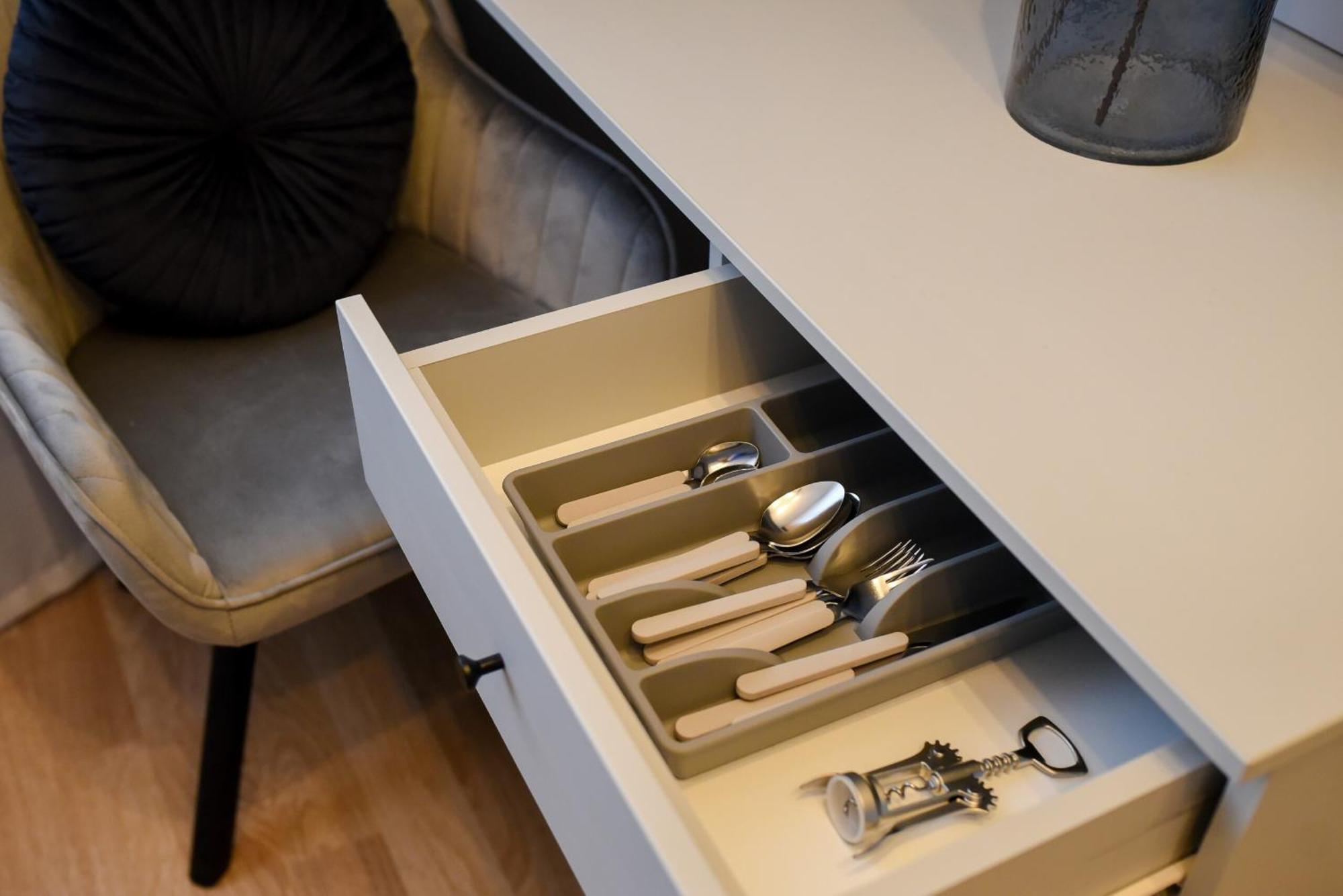 Apartament Elegant On Magheru Boulevard - The Art Of Living Simply *