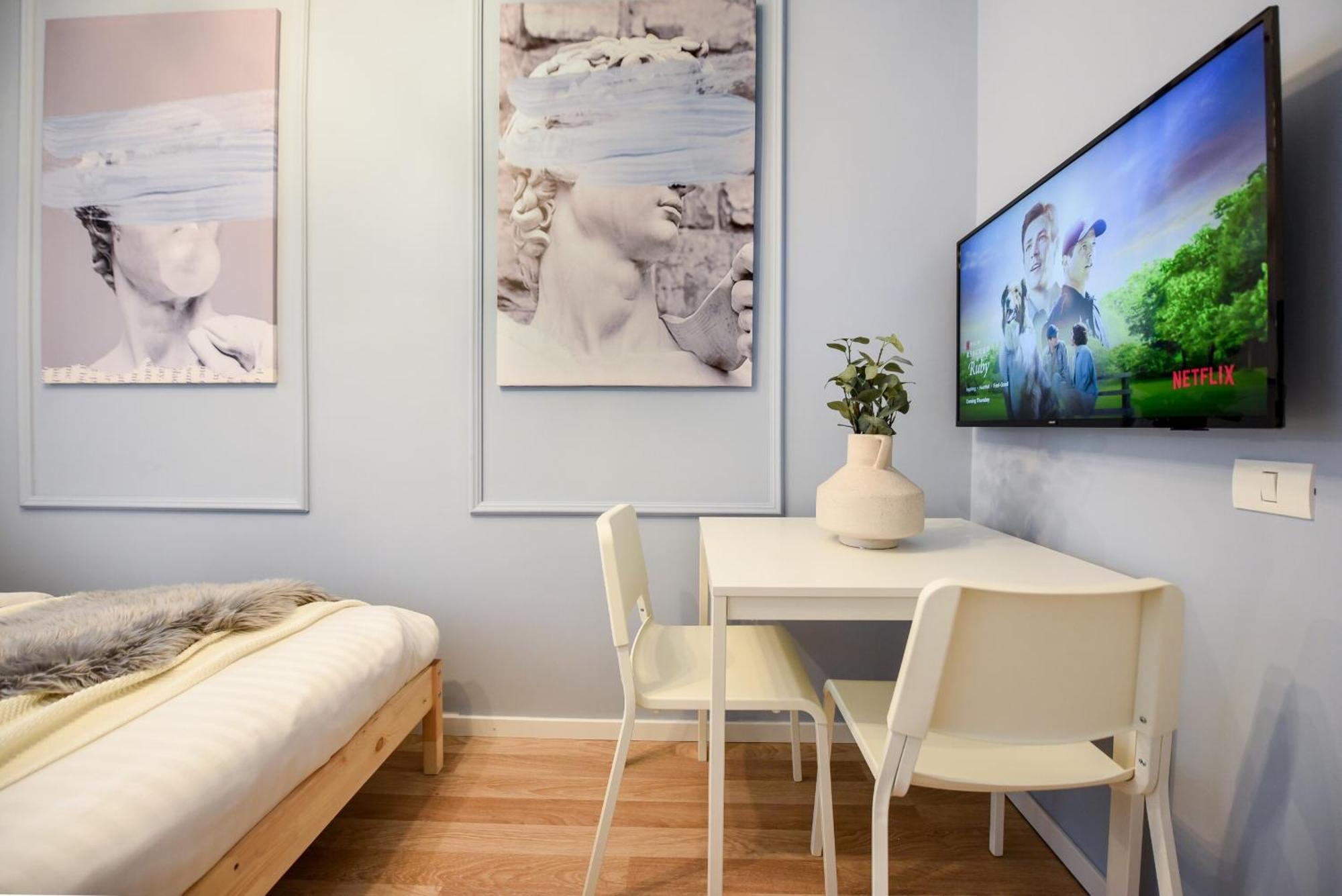 Elegant On Magheru Boulevard - The Art Of Living Simply Bucureşti