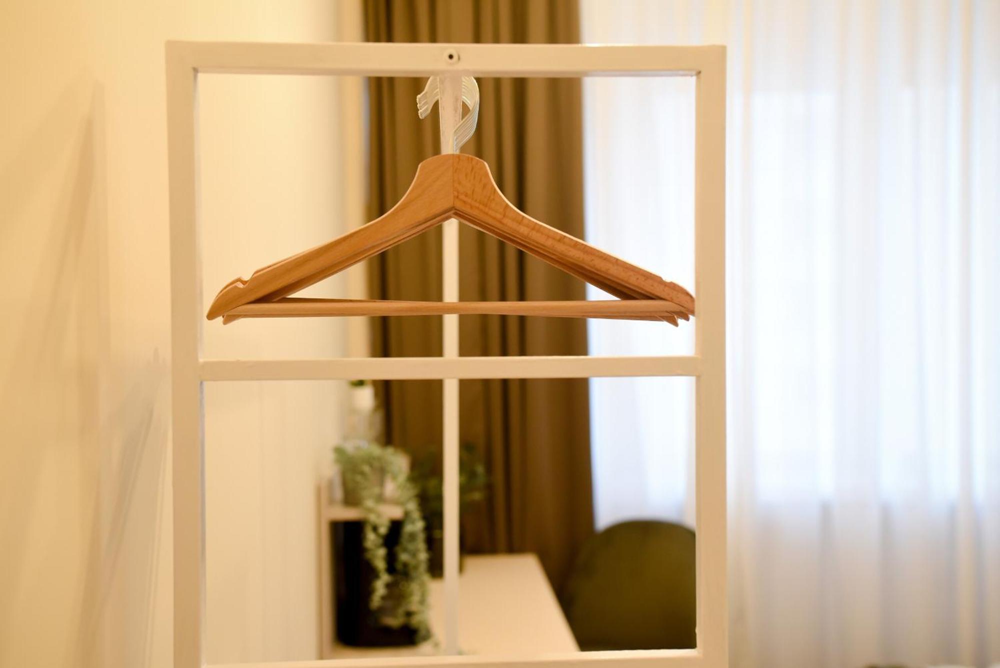 Apartament Elegant On Magheru Boulevard - The Art Of Living Simply