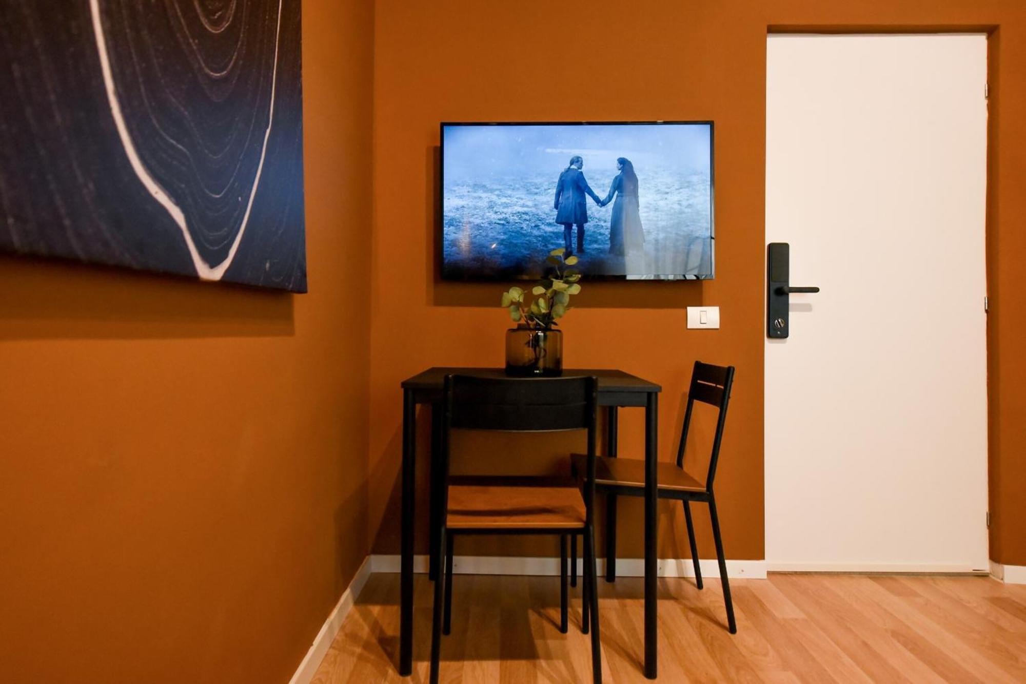 Apartament Elegant On Magheru Boulevard - The Art Of Living Simply Bucureşti