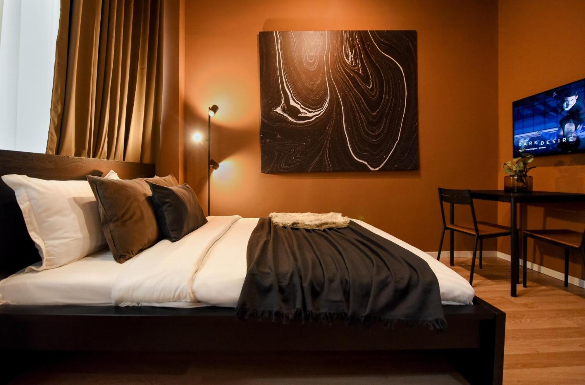 Apartament Elegant On Magheru Boulevard - The Art Of Living Simply