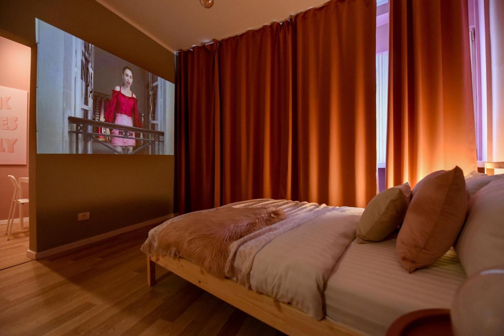 Apartament Elegant On Magheru Boulevard - The Art Of Living Simply *