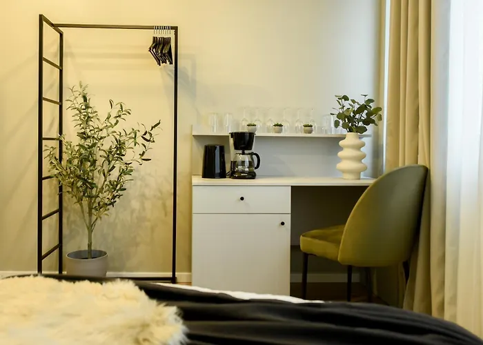 Elegant Studios On Magheru Boulevard - The Art Of Living Simply