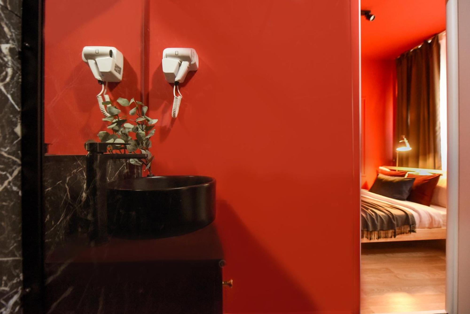 Appartement Elegant On Magheru Boulevard - The Art Of Living Simply Bucarest