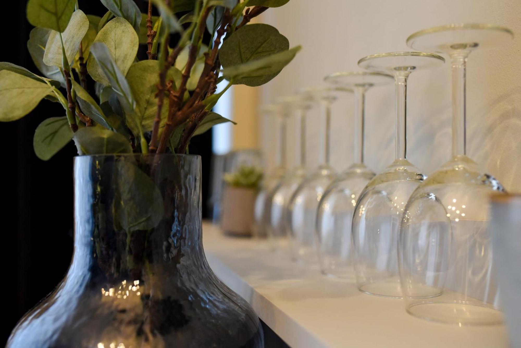 Elegant On Magheru Boulevard - The Art Of Living Simply Appartement Bucarest