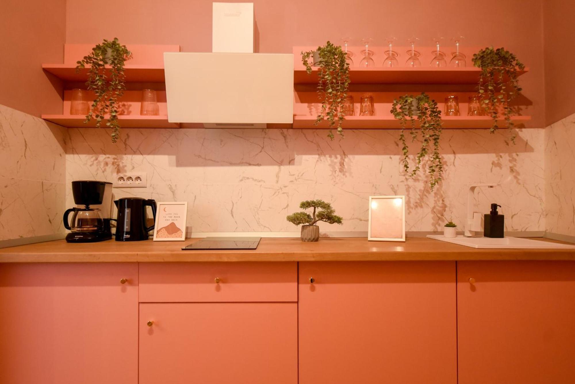 Elegant On Magheru Boulevard - The Art Of Living Simply Appartement