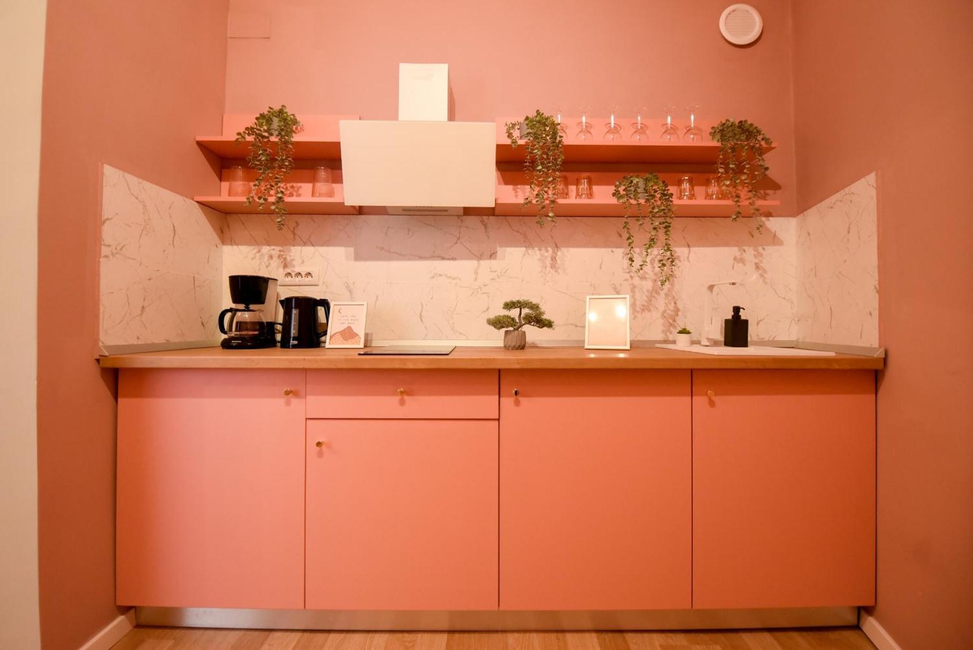 Elegant On Magheru Boulevard - The Art Of Living Simply Appartement *